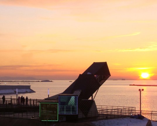 shipping containers, korea, south korea, incheon, reuse, recycled materials, harbor observatory, observatory