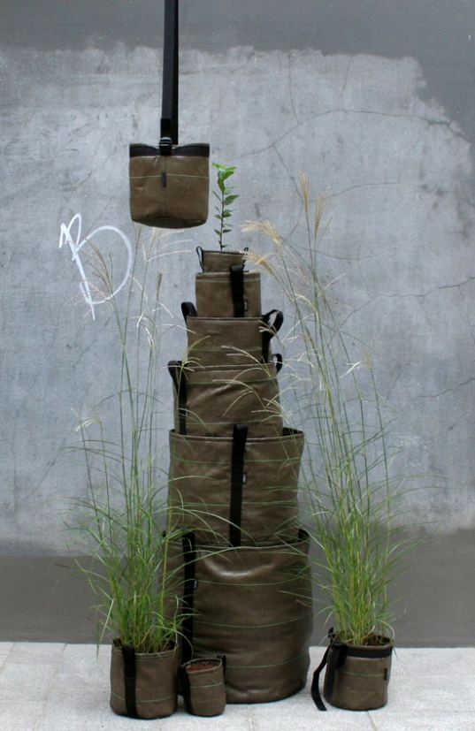 bacsac, bacsac garden bag, urban gardens, gardening solutions, 100% recyclable gardening bags, permeable porous gardening bags, geo-textiles, gardening