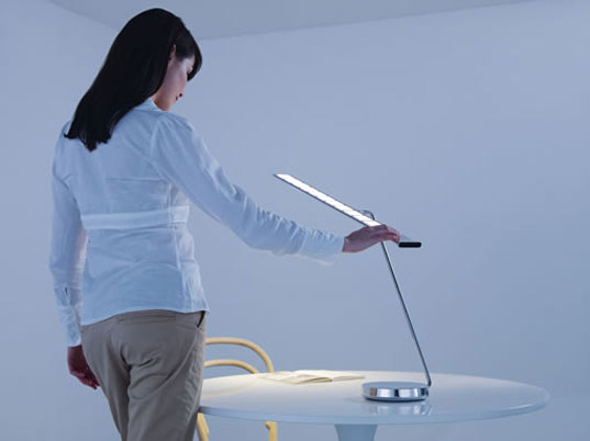 philips, lumiblade, oled, lighting, energy, efficient, mirror, pholed, mirrorwall, reflection, electricity, eco, green, sustainable