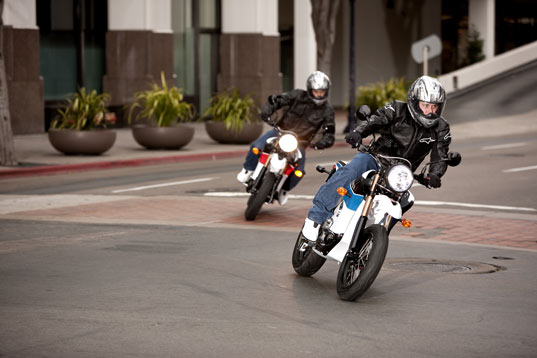 Motorcycle, motocross, bike, electric, speed, vehicle, Chicago, clean energy, CCEA, noise pollution, lithium, zero s, performance, battery, charging, eco, green, sustainable, design