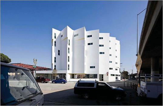 New Carver Apartments, green design, good design, social design, social architecture, michael maltzan, Los Angeles architecture