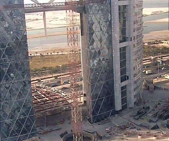 BAHRAIN WORLD TRADE CENTER Has Giant Wind Turbines!
