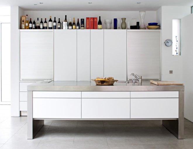 Michaelis, Alex Michaelis, Michaelis Boyd, underground house, underground mansion, Michaelis kitchen, kitchen area, kitchen island