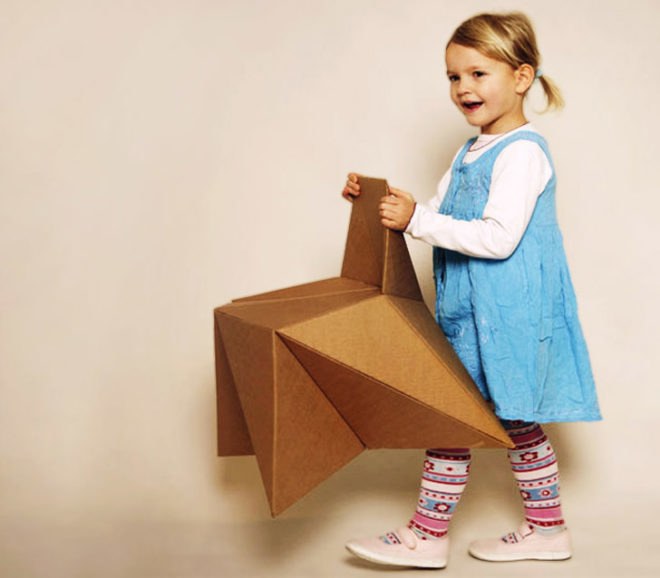 Foldschool, origami, cardboard, cardboard furniture, kids furniture, children's furniture, children, Nicola Enrico Stäubli, Nicola Staubli, Staubli, origami furniture, DIY, How-To