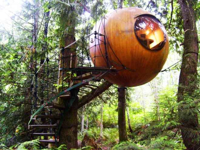 Eco Spheres, Free Spirit, free spirit eco sphere, eco treehouse, treehouse, sphere treehouse, sphere, tree house, sphere tree house, round treehouse, round tree house, Tom Chudleigh, Canada, Pacific Northwest, BC treehouse, British Columbia Treehouse