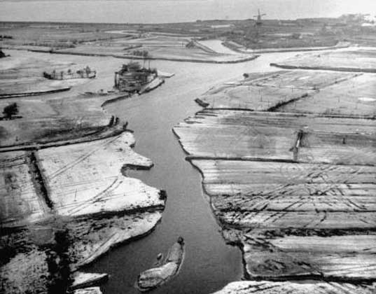 netherlands, dikes, dutch, estuary, natural habitat, tidal power, renewable energy, energy, power, electricity