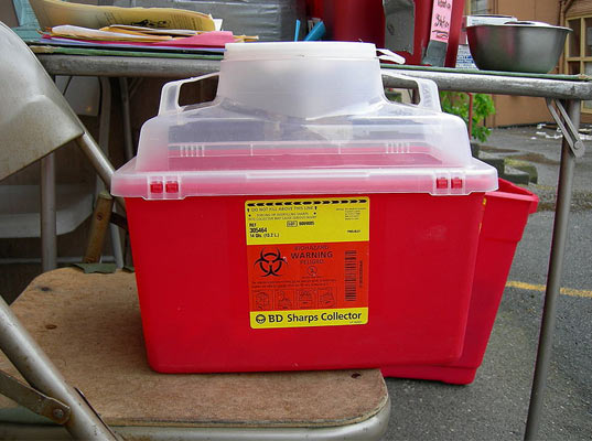 biohazard, waste, landfill, recycle, upcycle, syringe, cement, eco cement, building materials