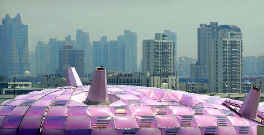 japan pavilion, pavilion, shanghai world expo, shanghai, world expo, 2010 shanghai world expo, eco pavilion, japan, solar energy, integrated solar panels, PET membrane, natural ventilation, eco design, green building, sustainable building