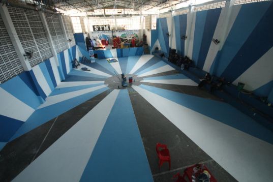 sustainable design, green design, favela painting, haas and hahn, urban space, eco art, community art, green architecture, humanitarian design, social design