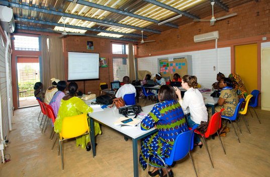 African heath clinic, Aga Khan Awards for Architecture. passive design, passive cooling, passive daylighting, Green Design Competitions, solar powered health clinic, sustainable architecture