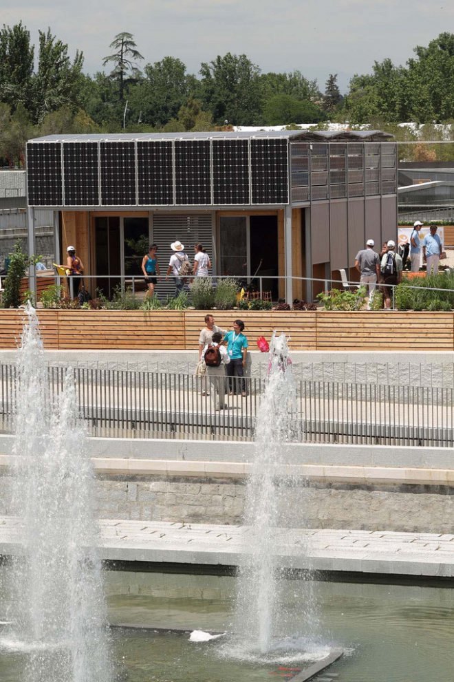 solar decathlon, 2010 solar decathlon, europe solar decathlon, madrid, solar home, solar power, pv, zero energy, energy efficient home, rainwater collection, armadillo box, france, ecole nationale superieure d'architecture de grenoble, grenoble school of architecture, green design, green building, eco design, sustainable building