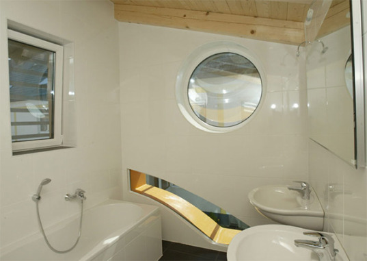 car-shaped house, auto residence, energy efficiency, natural ventilation, daylighting, austria, salzburg, markus voglreiter, green design, eco design, sustaianble building