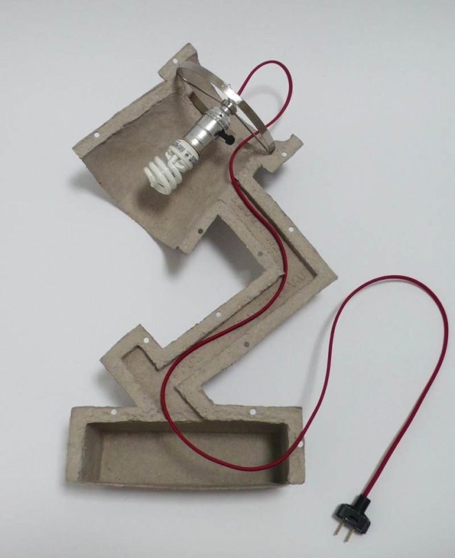 trash me lamp, victor vetterlein, eco lamps, recyclable lamps, egg carton lamps, green lighting, green lamps, desk lamps, hanging lamps