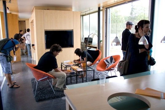 2010 Solar Decathalon Winners, clean energy home, European Decathlon winners, Net positive energy home, solar competition, solar powered home, University solar home, zero energy home