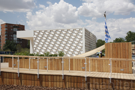 solar decathlon, solar decathlon europe, 2010 solar decathlon, madrid, team ikaros, IKAROS, bavaria, university of applied sciences in rosenheim, germany, solar home, solar house, net zero energy, zero plus home, energy efficiency, eco design, green design, green building, modular housing, prefab, prefab housing, prefabricated construction, sustainable building