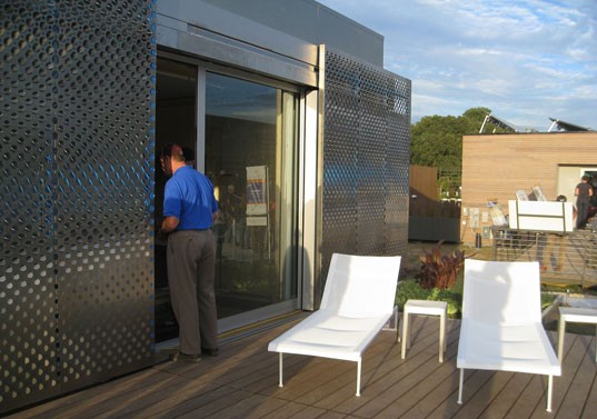 green design, renewable energy, solar decatha, solar decathlon europe, solar powered home, solar thermal, sustainable design, Virgina Tech Solar Home, aerogel panel, dual heat pump, adaptive solar hous