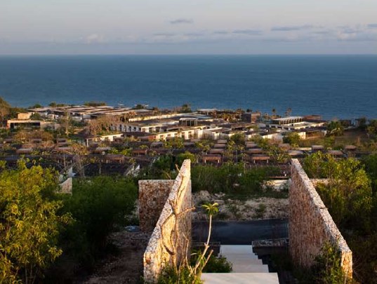 “grey water reuse”, “sustainable architecture”, Alila Villas Uluwatu, Bali resort, biodiesel, Bioswale, eco resort, environmental resort Indonesia, Green Building, local materials architecture, native plant landscape architecture, natrual cooling design, salt water pool