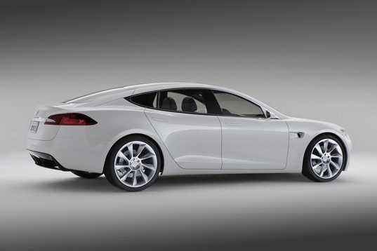 sustainable design, green design, green transportation, tesla, model s, toyota, nummi, ev, phev, electric car