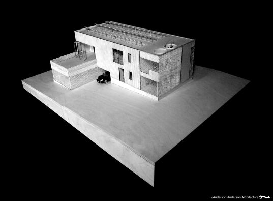 anderson anderson architecture, prefab house, prefabricated construction, chain link, metal siding, animal friendly