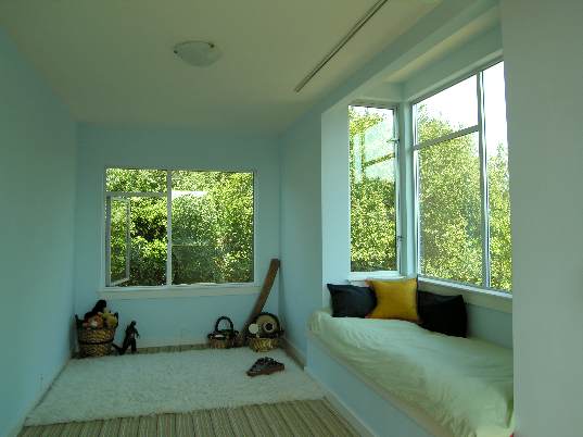 shipping container house, shipping containers, Leger Wanaselja Architects, green design, sustainable building