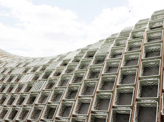 Living Pavilion, Ann Ha, Behrang Behin, New York, Governor's Island, Milk crates, green design, eco design, sustainable design