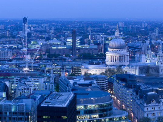 strata, london, wind turbines, wind energy, residential tower, green design