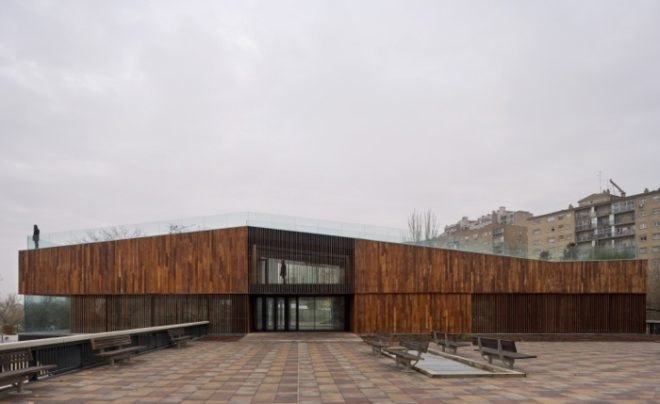 ipe cladding, Zaragoza green building, Magén Arquitectos, Expo Zaragoza 2008, green roof, public building, Spanish green building, sustainable building europe