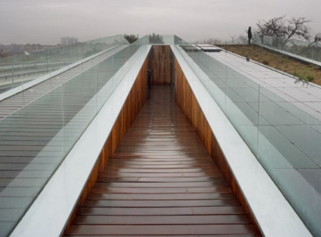 ipe cladding, Zaragoza green building, Magén Arquitectos, Expo Zaragoza 2008, green roof, public building, Spanish green building, sustainable building europe