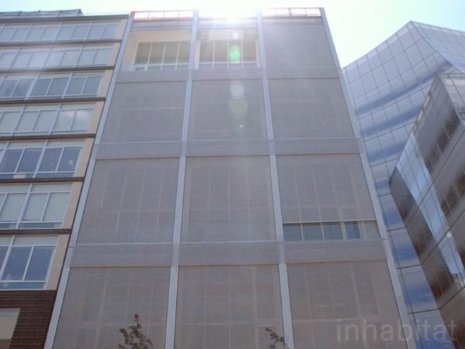 adaptive architecture, building sunscreen, chelsea green condominium, natural daylighting, New York green condo, Shigeru Ban house, Shigeru Ban Metal Shutter houses