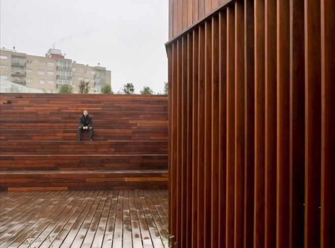 ipe cladding, Zaragoza green building, Magén Arquitectos, Expo Zaragoza 2008, green roof, public building, Spanish green building, sustainable building europe