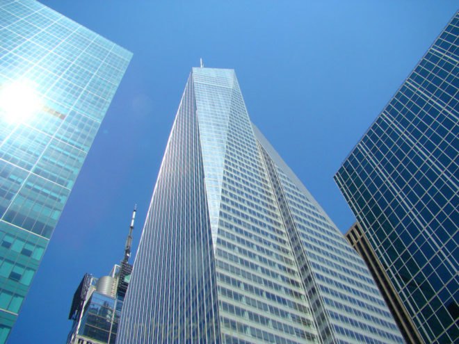 One Bryant Park, Bank of America Tower, Cook and Fox Architects, Green Building, Sustainable Building, LEED Platinum Building, First LEED Platinum Skyscraper, Largest LEED tower, Largest LEED skyscraper, green construction, rainwater catchement and reuse, greywater recycling, energy efficient building systems, high performance glass, minimal solar heat gain and loss, energy cogeneration plant, NY, NYC , New York, Manhattan, slag, recycled materials, recyclable materials