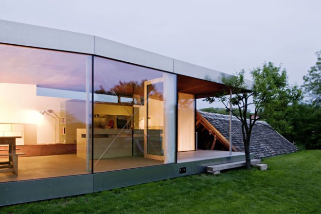 green renovation, renovation, propeller z architektur, barnhouse, recycled insulation, local materials