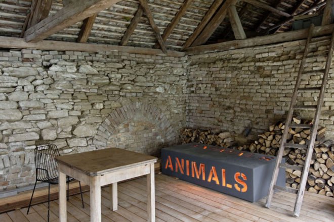 green renovation, renovation, propeller z architektur, barnhouse, recycled insulation, local materials