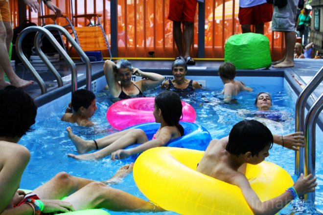 + pool, dumpster, dumpster pools, green design, new york city, Recycled Materials, sustainable design, community pools, community spaces, dumpster pool, guerrilla installations, Macro Sea, New York summer activities, New York., public pools, public spaces, adaptive reuse, Brooklyn, dumpster, dumpster pool, Macrosea, reuse, swimming pool