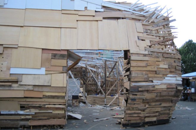 jellyfish theatre, shipping pallets, pallet theater, recycled materials, london, sustainable architecture