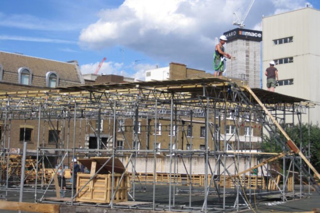 jellyfish theatre, shipping pallets, pallet theater, recycled materials, london, sustainable architecture