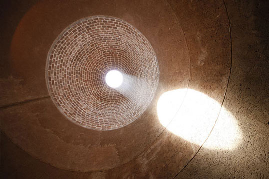 Mapungubwe Interpretation Centre, zimbabwe, local materials, peter rich architects, africa, south africa, sustainable building, eco architecture, green building, sustainable architecture, green architecture, local labor, domed architecture
