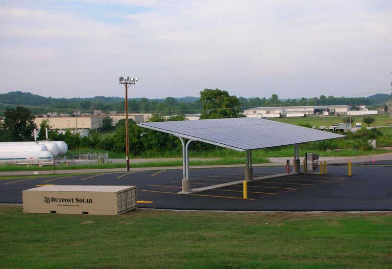 tennessee nissan leaf, tennessee ev charging, tennessee electric vehicle charging, charging your electric vehicle in tennessee, charging your ev in tennessee, pulaski tennessee ev charger, pulaski tennessee solar charging station, solar parking lot, solar ev charging station, solar electric vehicle charging station