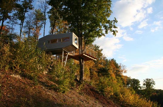 treehouse, baumraum, small living, tiny houses, green design, tree house, treehouses, sustainable design, prefab, small space, new york, eco architecture, green architecture