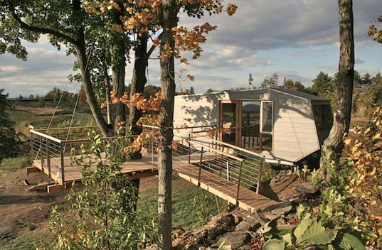 treehouse, baumraum, small living, tiny houses, green design, tree house, treehouses, sustainable design, prefab, small space, new york, eco architecture, green architecture