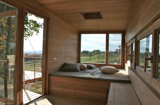 treehouse, baumraum, small living, tiny houses, green design, tree house, treehouses, sustainable design, prefab, small space, new york, eco architecture, green architecture