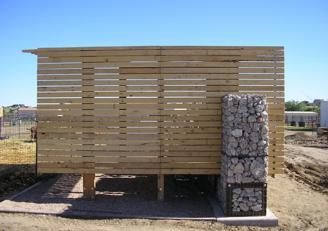 Build design program denver, FEED Denver, FEEDing Denver, Green Building, Green design Colorado, Pallet building, pallet desing, pallet farm building, repurposed pallets, reused materials, Studio HT, University of Colorado Denver, Urban Farm Stapleton, wood pallet design
