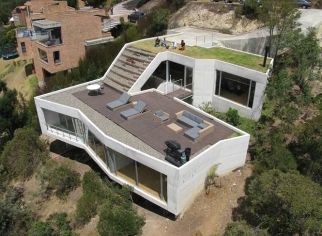 green roof Colombia, Mazzanti architects, Plan B, roof deck, Sopó Township Home, Bogotá green roof, Hillside architecture,