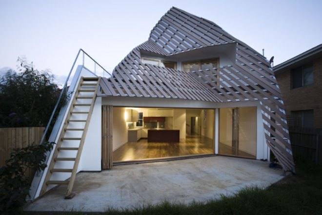 foyn-johanson house, harrison & white, australia, daylighting, reverse shadow casting, green design, sustainable architecture