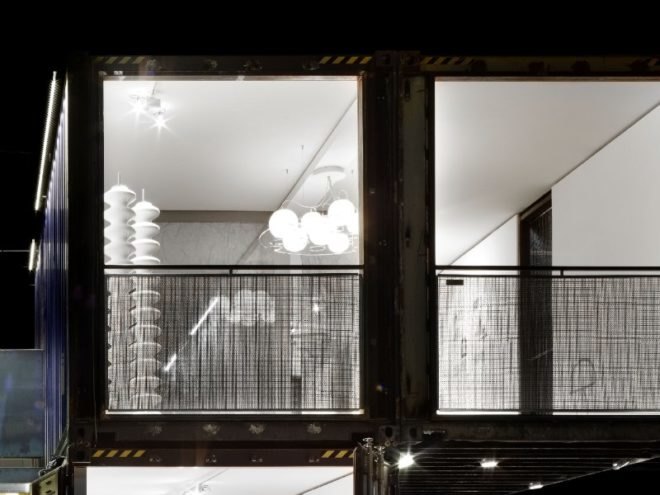 green frame house, green design, sustainable architecture, shipping containers, shipping container house