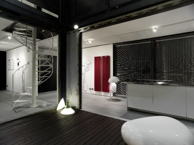 green frame house, green design, sustainable architecture, shipping containers, shipping container house