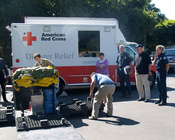 life cube, emergency shelter, disaster relief, humanitarian design, inflatable shelter, green design