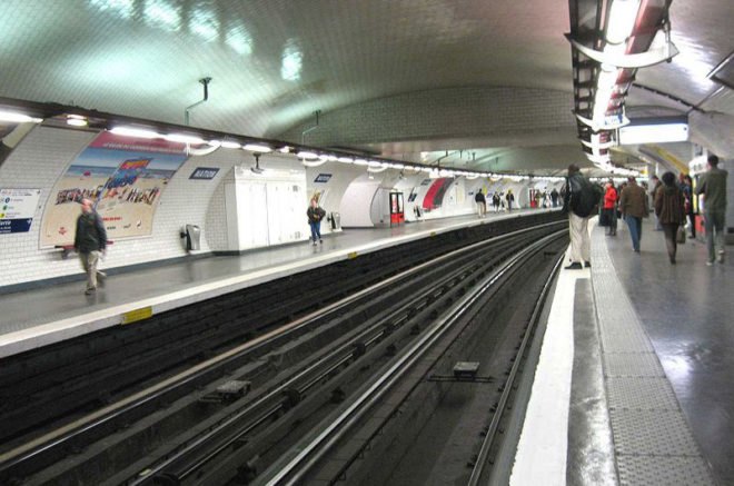 paris low income housing, paris sustainable building, french sustainable building, sustainable heating system, subway heating system, parisian heating system, innovative heating system, green heating system, energy saving heating system, energy saving heat, sustainable heat system
