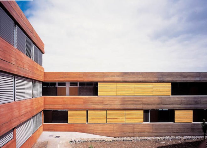 Rafael Arozarena Highschool, AMP Arquitectos, eco high school, spain, site sensitive design, green building, sustainable architecture