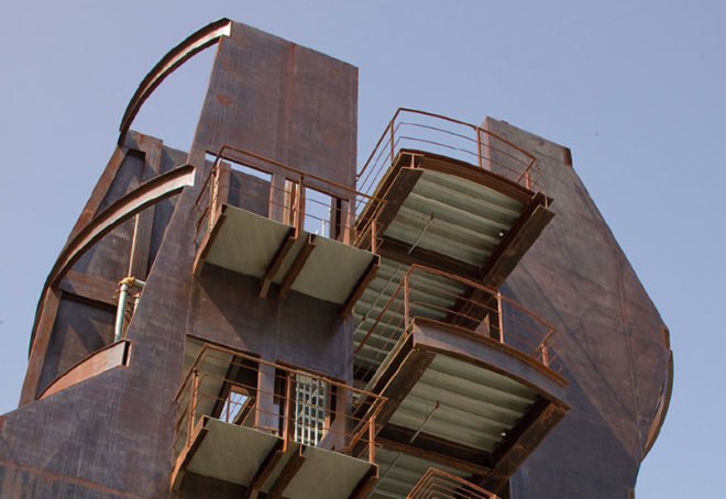 samitaur tower, eric owen moss architects, culver city, la, cultural tower, art tower, urban design, urban infill